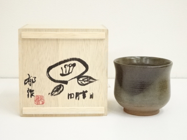 JAPANESE TEA CEREMONY / TEA CUP IN BOX